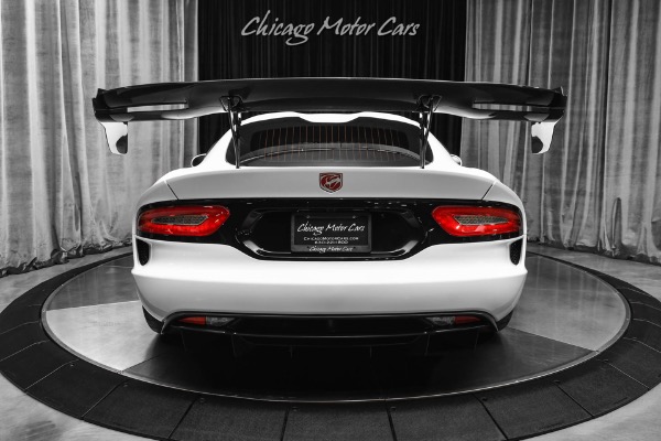 Used 2016 Dodge Viper ACR Extreme Aero! Ceramic Matrix Brakes! Fully Loaded! 5K Miles! for sale Sold at Chicago Motor Cars in West Chicago IL 60185 4
