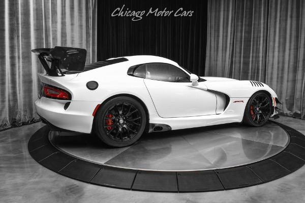 Used 2016 Dodge Viper ACR Extreme Aero! Ceramic Matrix Brakes! Fully Loaded! 5K Miles! for sale Sold at Chicago Motor Cars in West Chicago IL 60185 5