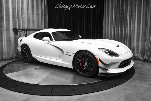 Used 2016 Dodge Viper ACR Extreme Aero! Ceramic Matrix Brakes! Fully Loaded! 5K Miles! for sale Sold at Chicago Motor Cars in West Chicago IL 60185 6