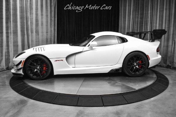 Used 2016 Dodge Viper ACR Extreme Aero! Ceramic Matrix Brakes! Fully Loaded! 5K Miles! for sale Sold at Chicago Motor Cars in West Chicago IL 60185 1