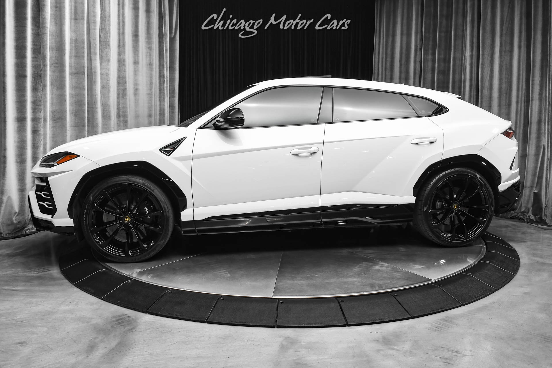 Used 2021 Lamborghini Urus B&O 3D Sound! Panoroof! Upgraded Exhaust! Taigete Wheels! FULL PPF! Loaded for sale Sold at Chicago Motor Cars in West Chicago IL 60185 1