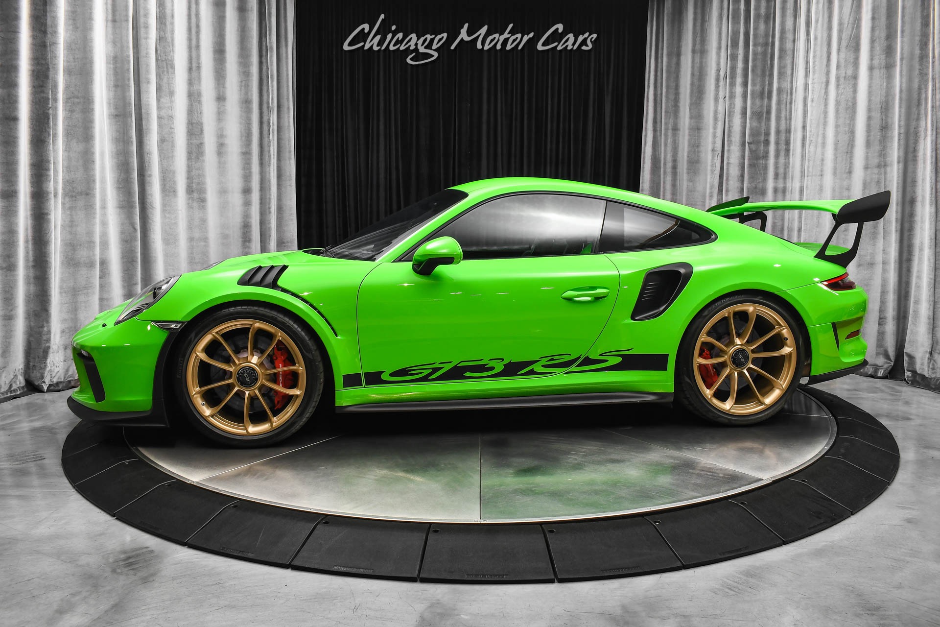 Used 2019 Porsche 911 GT3 RS Front Axle Lift! Lizard Green Interior/Exterior! Loaded! for sale Sold at Chicago Motor Cars in West Chicago IL 60185 1