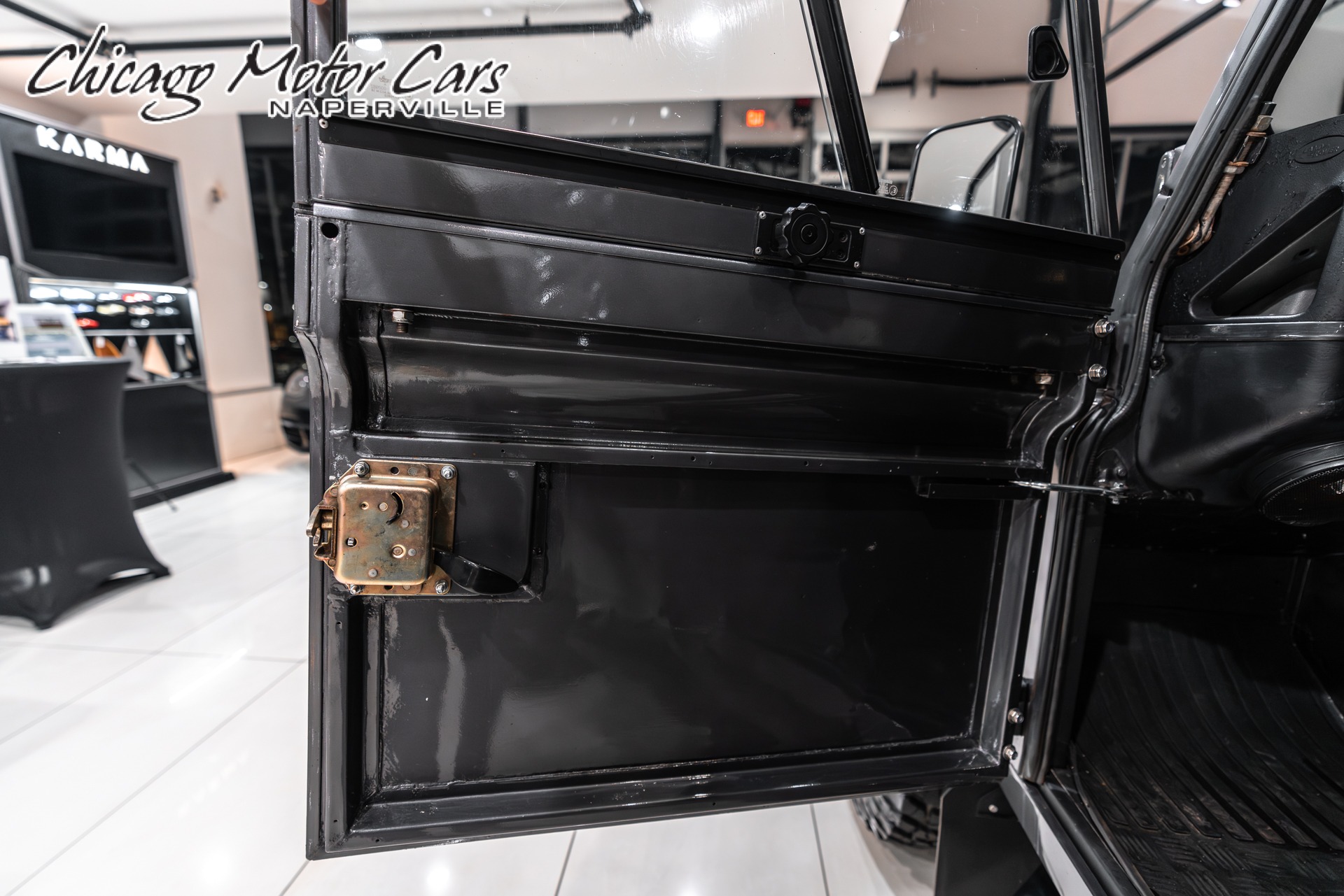 1990 LAND ROVER DEFENDER 110 - Image 27