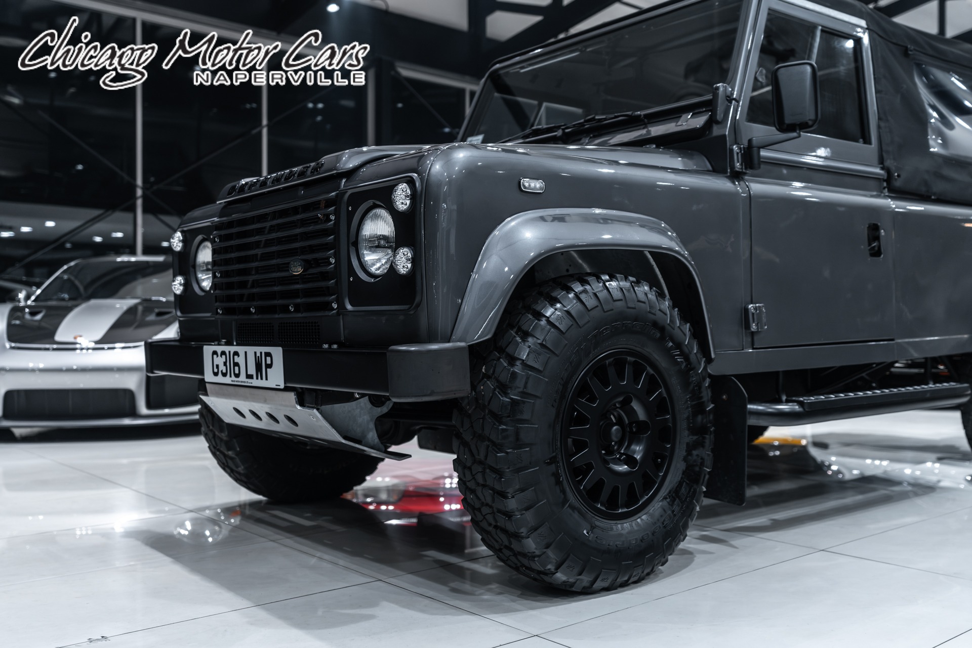 1990 LAND ROVER DEFENDER 110 - Image 34