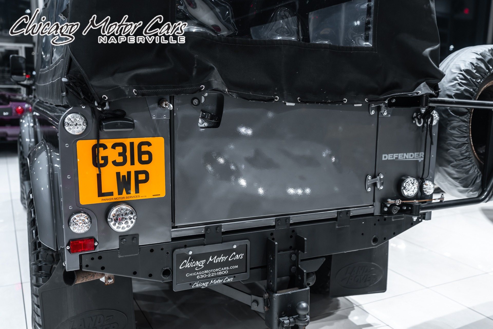 1990 LAND ROVER DEFENDER 110 - Image 48