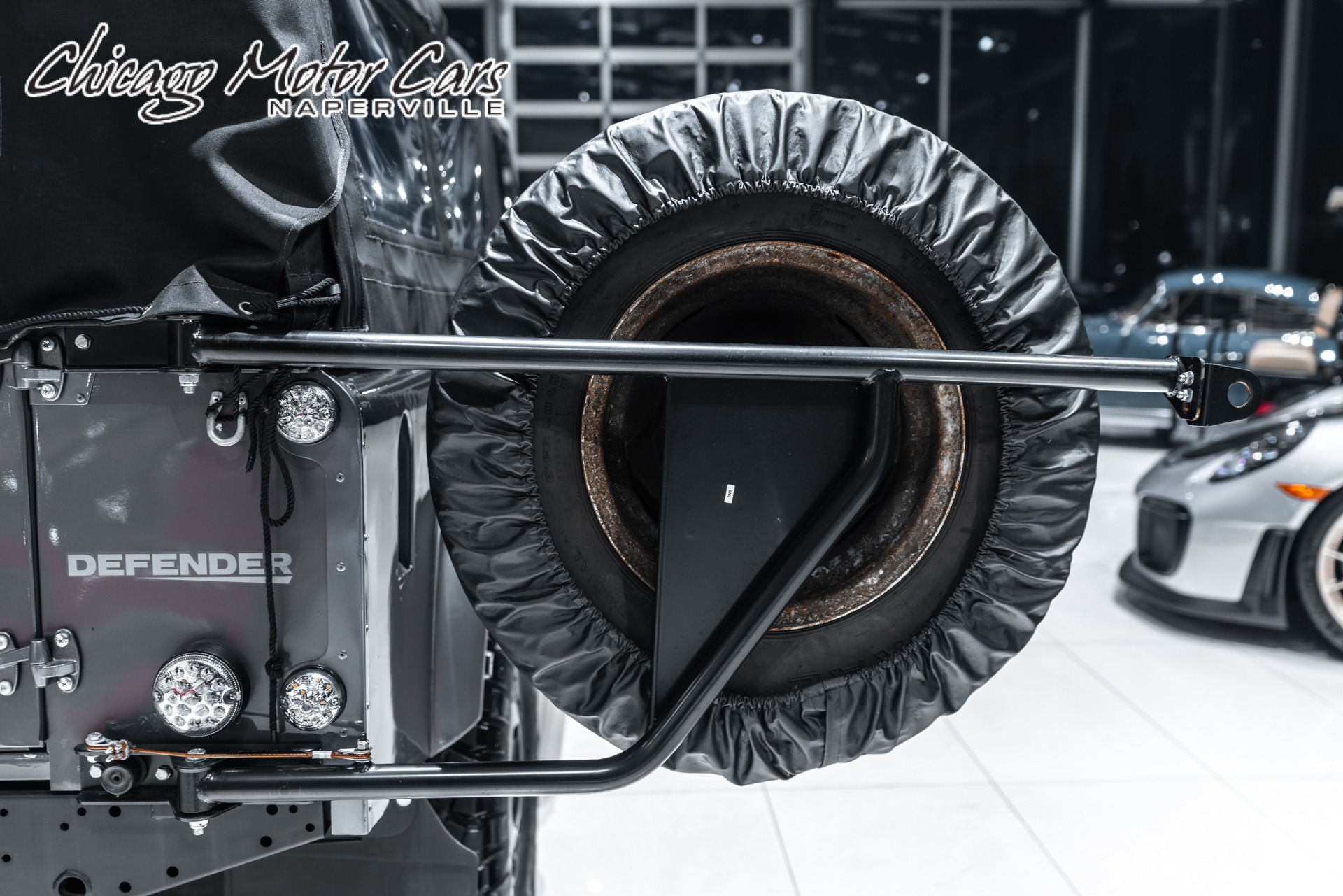 1990 LAND ROVER DEFENDER 110 - Image 49