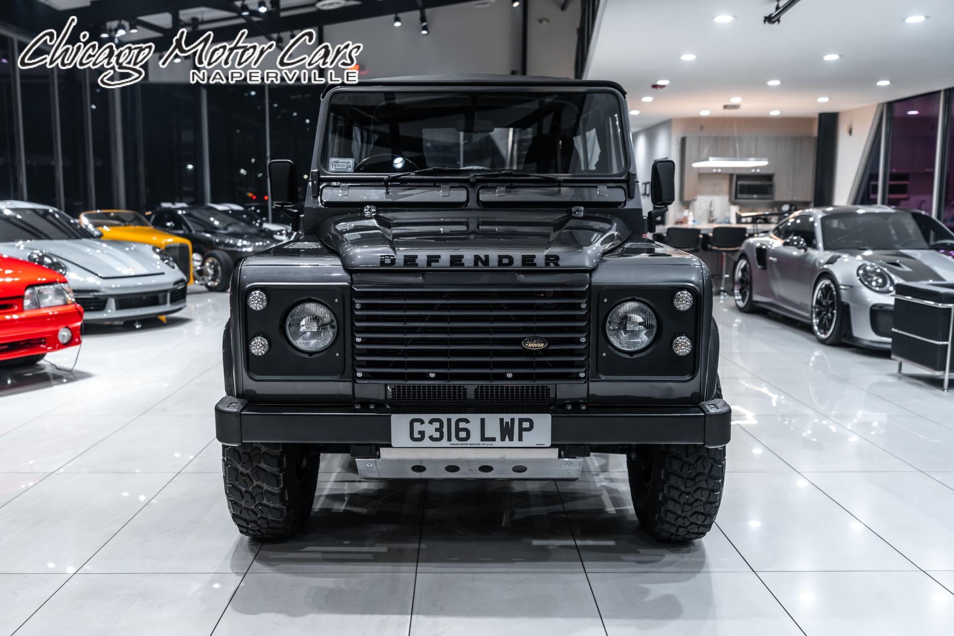 1990 LAND ROVER DEFENDER 110 - Image 6