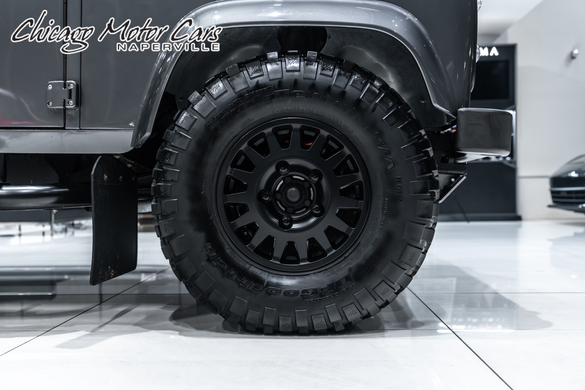 1990 LAND ROVER DEFENDER 110 - Image 60