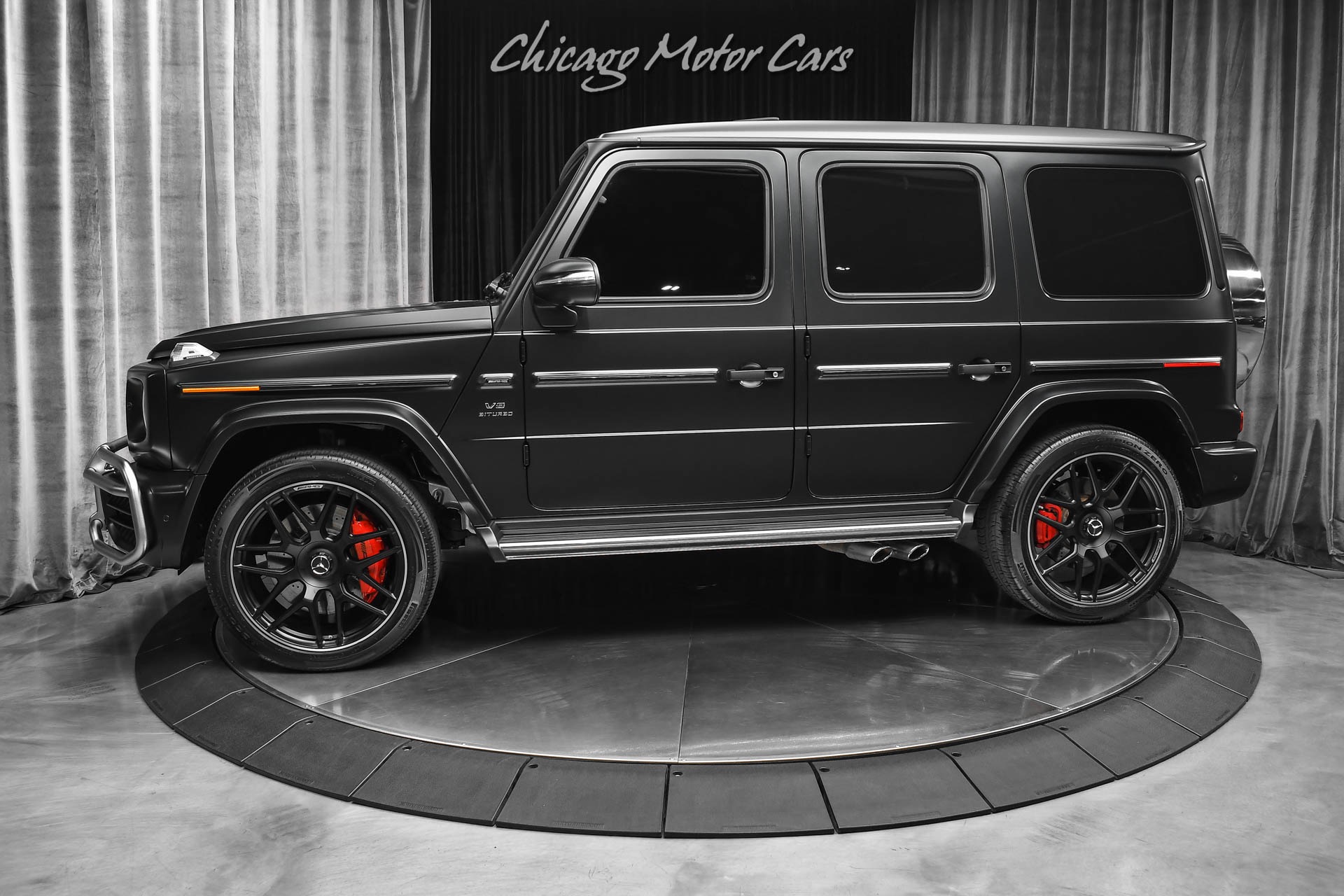 Used 2022 Mercedes-Benz G63 AMG 4Matic! Exclusive Interior! Performance pkg! Carbon Fiber! Loaded! for sale Sold at Chicago Motor Cars in West Chicago IL 60185 1