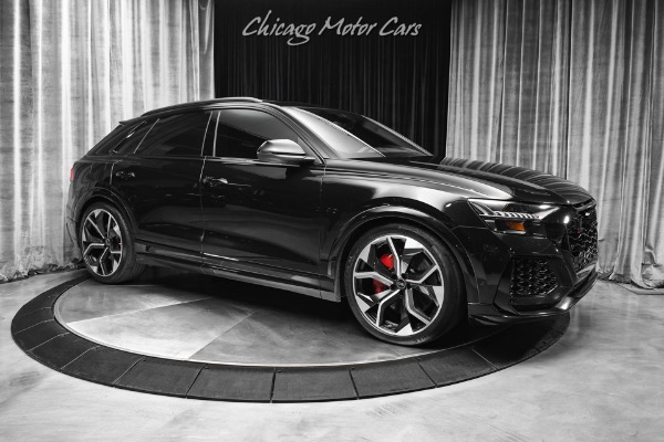 Used 2022 Audi RS Q8 4.0T Quattro! Black Optic! Lux, Exec & Design pkgs! Night Vision! Loaded! for sale Sold at Chicago Motor Cars in West Chicago IL 60185 6