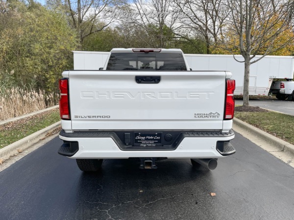 Used 2024 Chevrolet Silverado 2500HD High Country Duramax Diesel 1k Miles! Tech pkg! Z71 Off-Road Pkg! for sale Sold at Chicago Motor Cars in West Chicago IL 60185 4