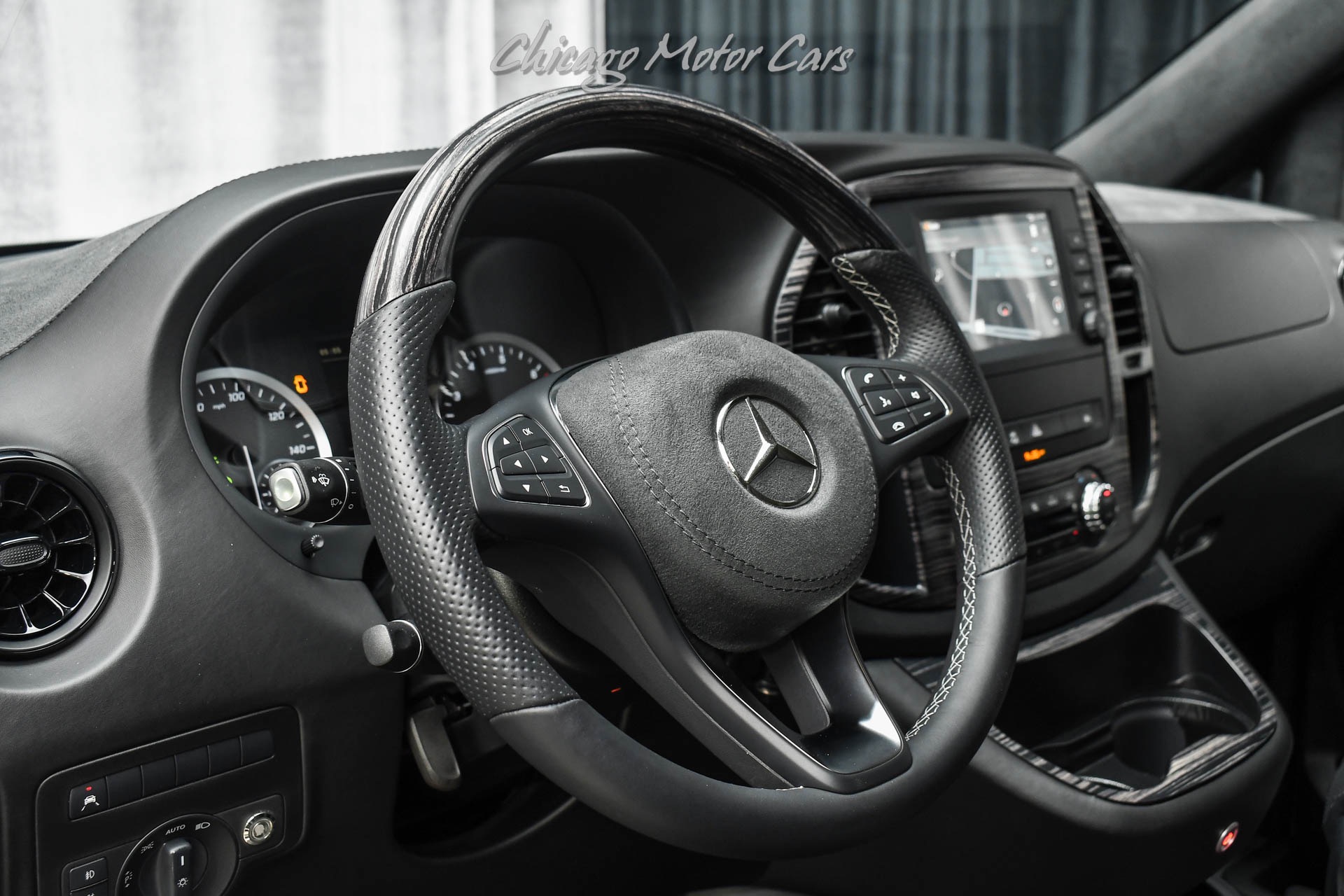 2023 MERCEDES-BENZ METRIS - Image 9