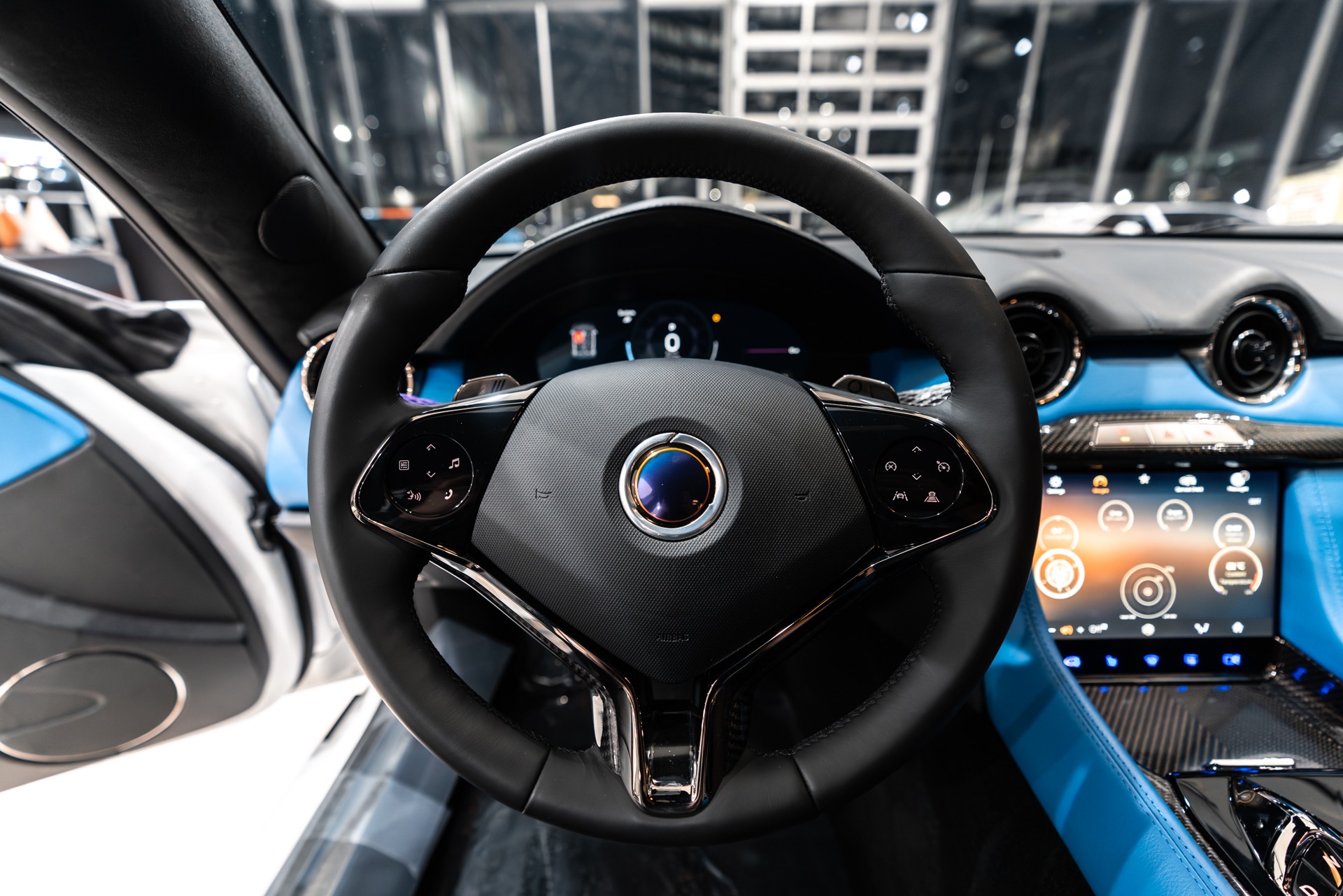 2025 KARMA REVERO - Image 10