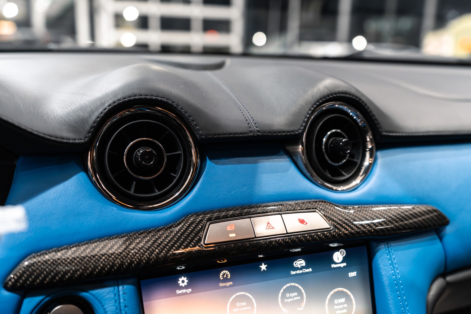 2025 KARMA REVERO - Image 14