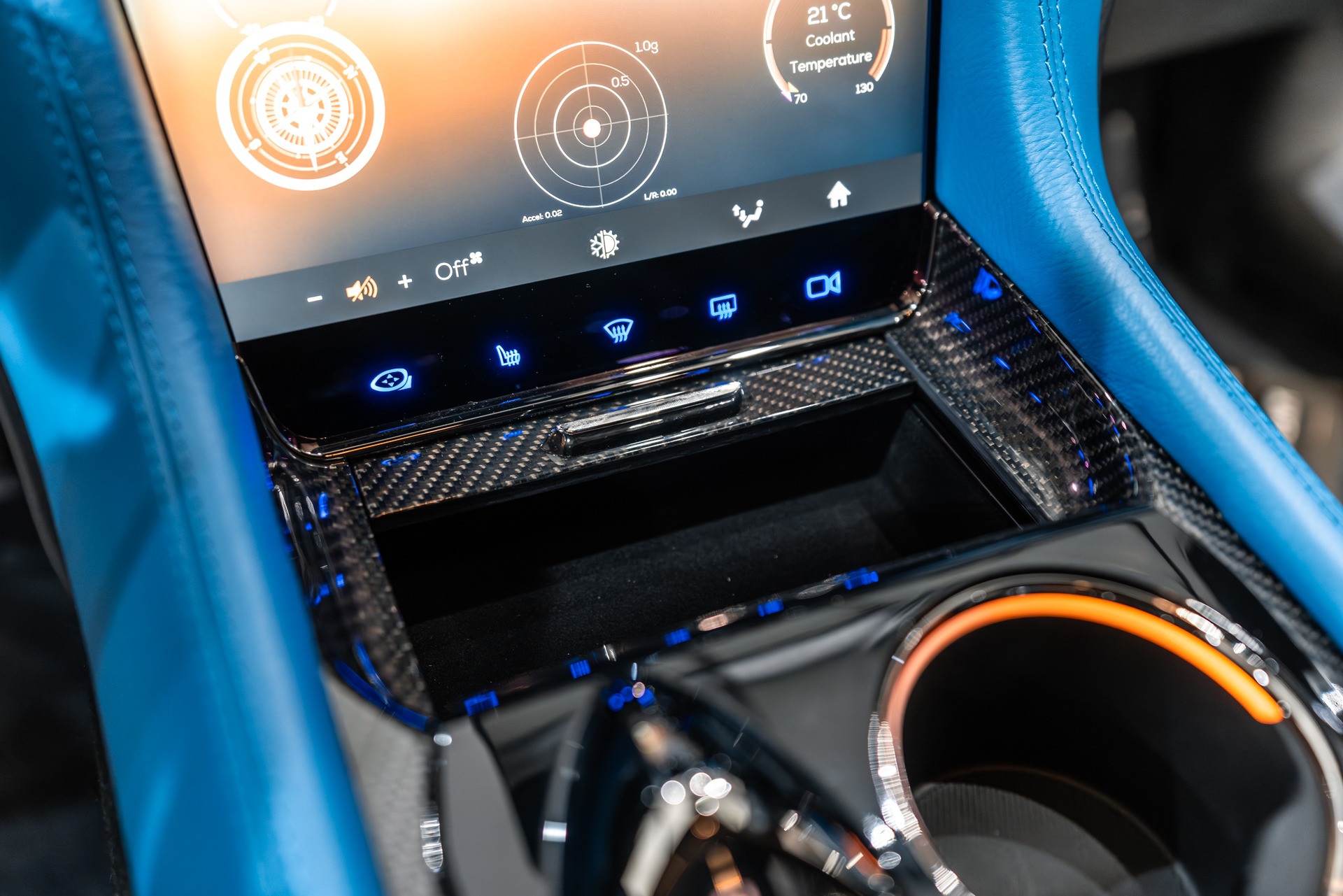 2025 KARMA REVERO - Image 19