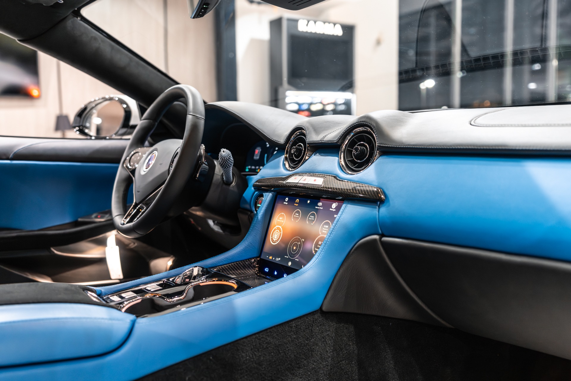 2025 KARMA REVERO - Image 24