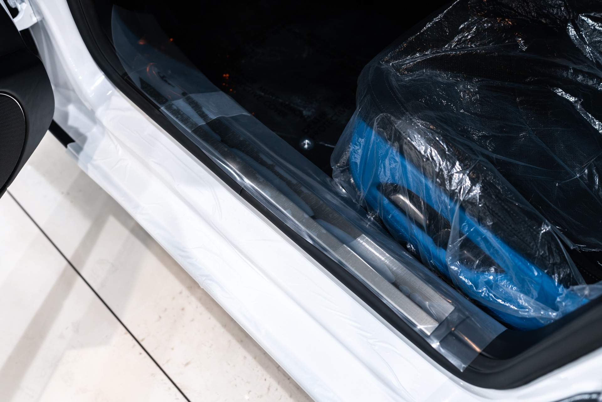 2025 KARMA REVERO - Image 37