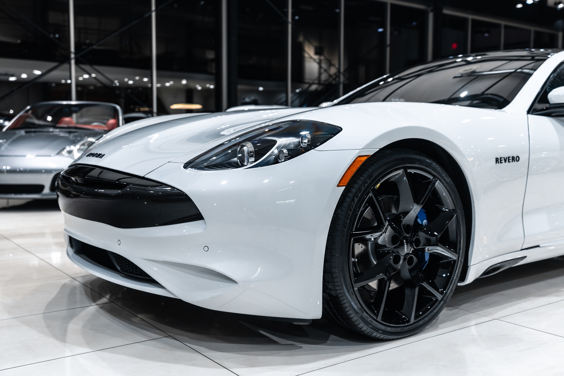 2025 KARMA REVERO - Image 40