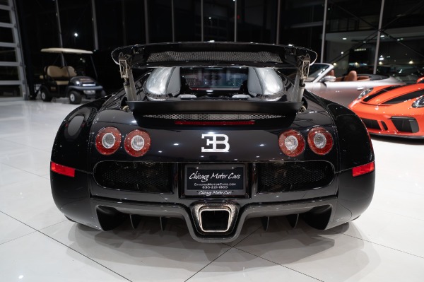 Used 2008 Bugatti Veyron 16.4 Two Tone Exterior W16 Quad Turbo 1001hp AWD Collector Car! for sale Sold at Chicago Motor Cars in West Chicago IL 60185 3