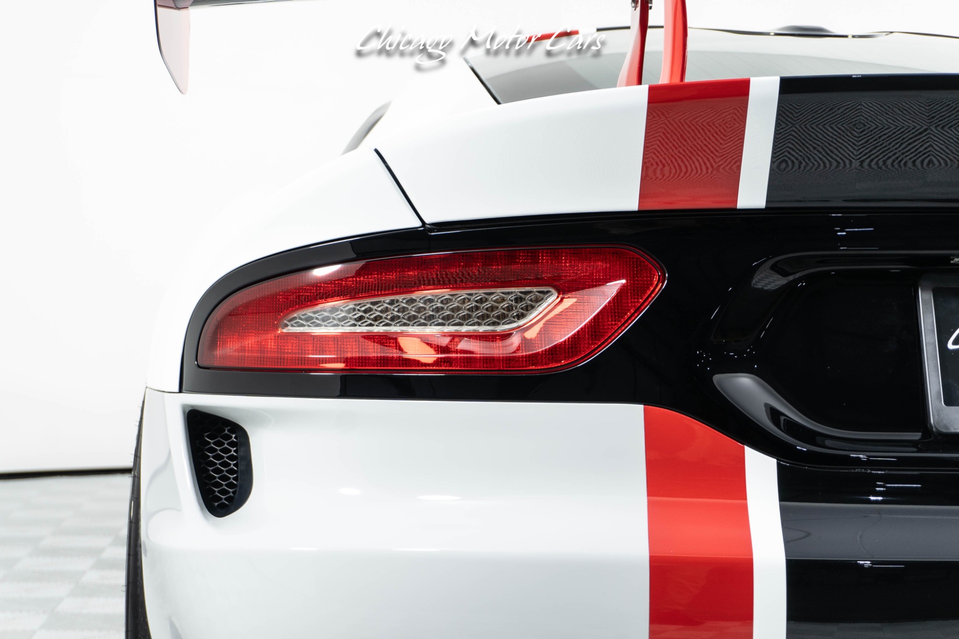 2016 DODGE VIPER - Image 12