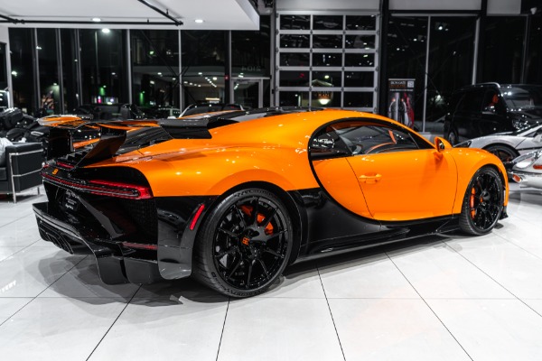 Used 2023 Bugatti Chiron Pur Sport Coupe 1 of 60 Made! 1 of 1 Spec! Bespoke Arancio Atlas! FULL PPF! for sale Sold at Chicago Motor Cars in West Chicago IL 60185 4
