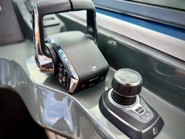Used 2023 Avira 32 Bow Rider Power Retractable Sunshade! Low Hours! Twin Verado Motors! for sale Sold at Chicago Motor Cars in West Chicago IL 60185 5