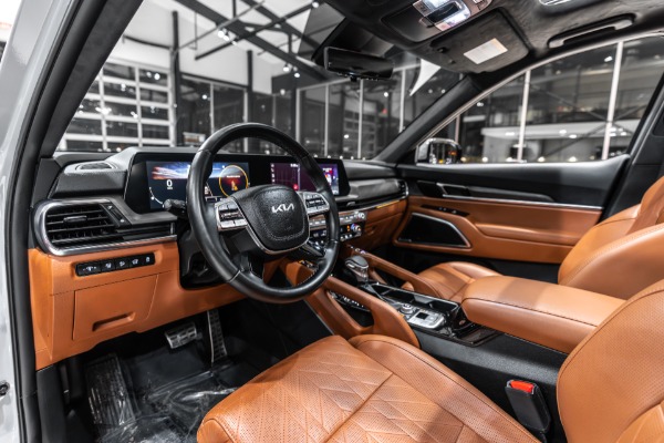 Used 2023 Kia Telluride SX-Prestige X-Pro SUV Wolf Grey! Heated/Cooled Seats! Sunroof! LOADED! for sale Sold at Chicago Motor Cars in West Chicago IL 60185 6