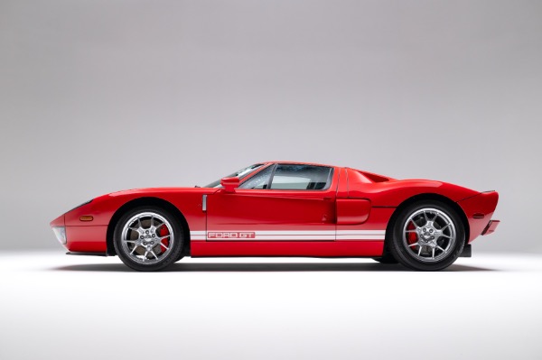 Used 2005 Ford GT Coupe RARE Factory Stripe Delete! ONLY 4k Miles! Collector-Grade! for sale Sold at Chicago Motor Cars in West Chicago IL 60185 3