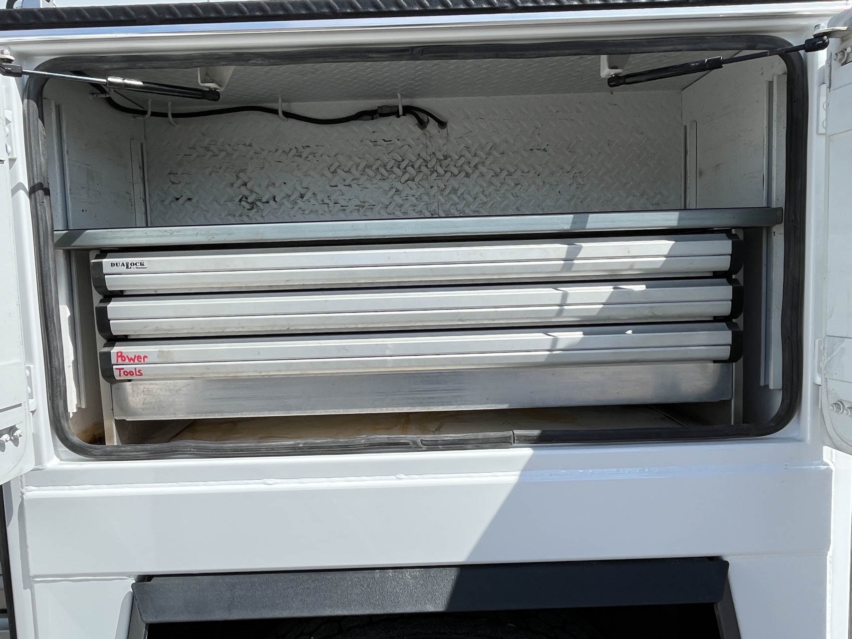 2016 KENWORTH T3 SERIES - Image 12