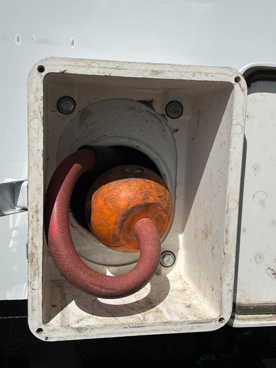 2016 KENWORTH T3 SERIES - Image 17