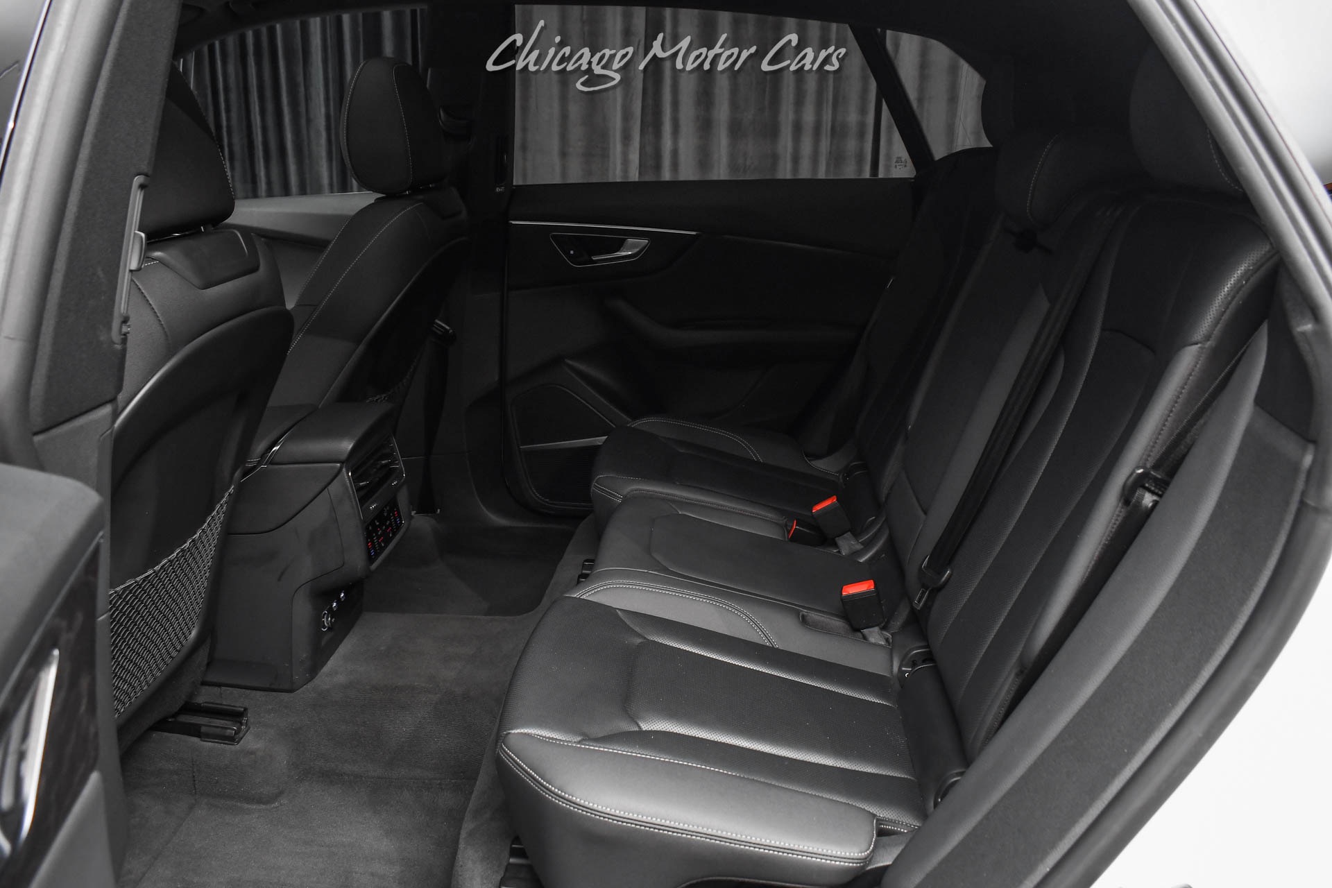 2020 AUDI Q8 - Image 27