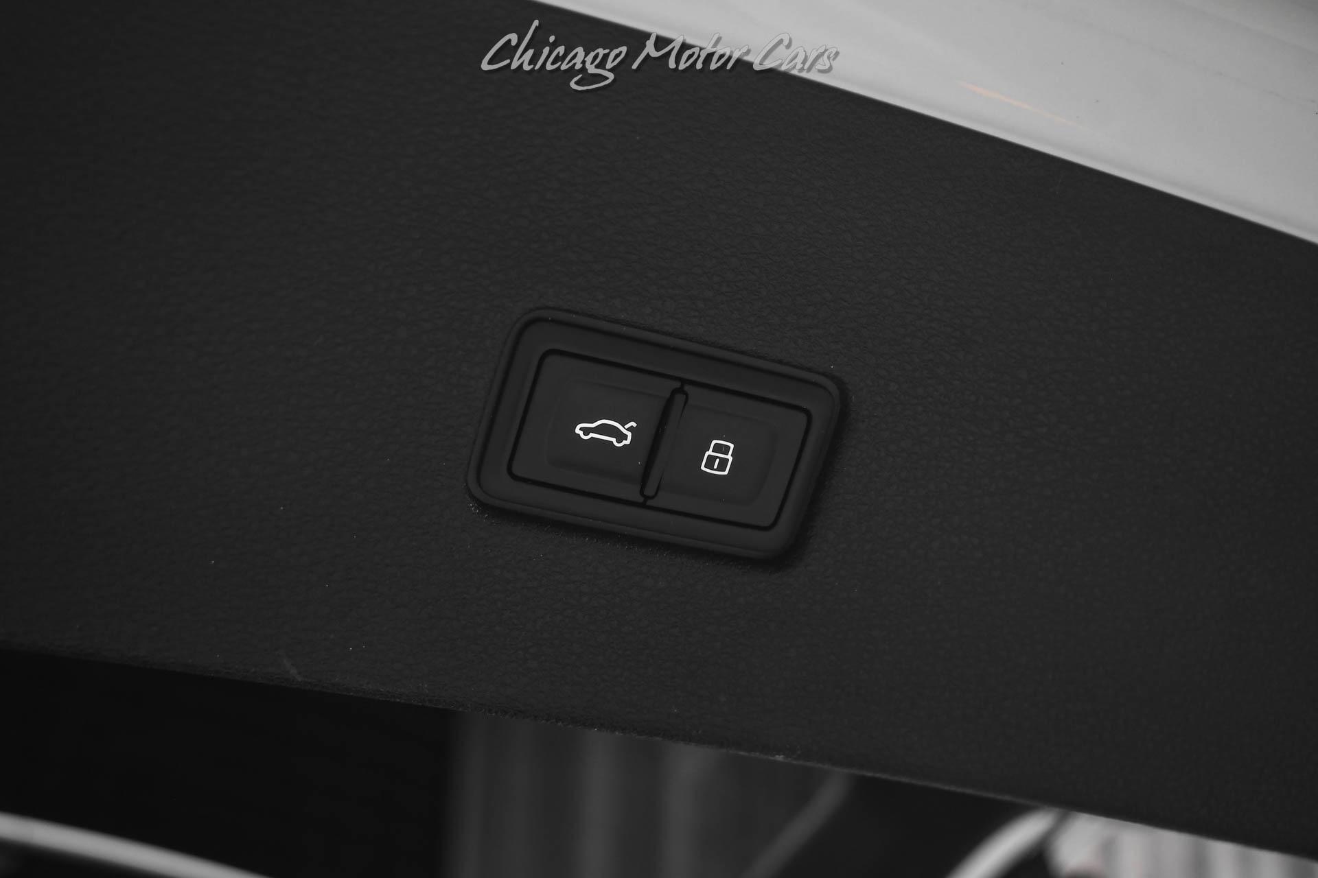 2020 AUDI Q8 - Image 57