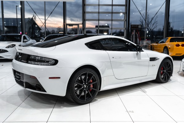Used 2015 Aston Martin V12 Vantage S Coupe Fully Serviced! ONLY 10k Miles! TONS of Carbon! RARE V12! for sale Sold at Chicago Motor Cars in West Chicago IL 60185 4