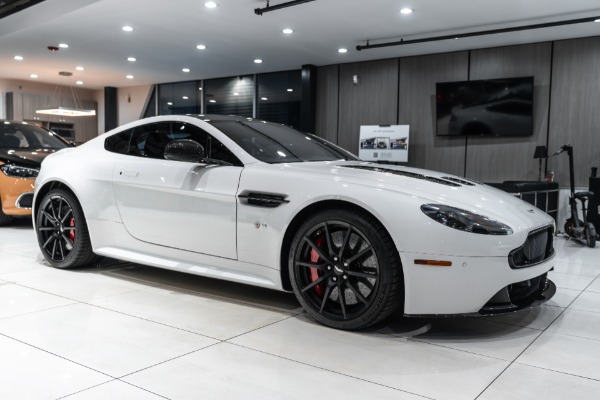 Used 2015 Aston Martin V12 Vantage S Coupe Fully Serviced! ONLY 10k Miles! TONS of Carbon! RARE V12! for sale Sold at Chicago Motor Cars in West Chicago IL 60185 5