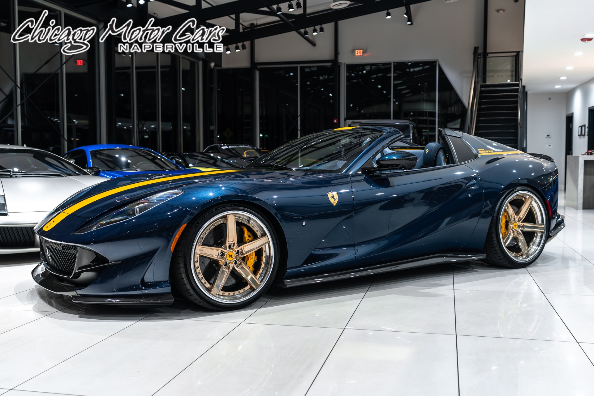 値下げしました！】Ferrari 812 GTS パース オーナー限定品額装付