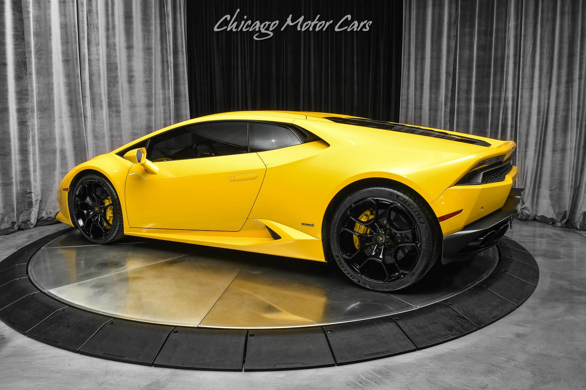 Used 2015 Lamborghini Huracan LP 610-4! CCB W/Yellow Calipers