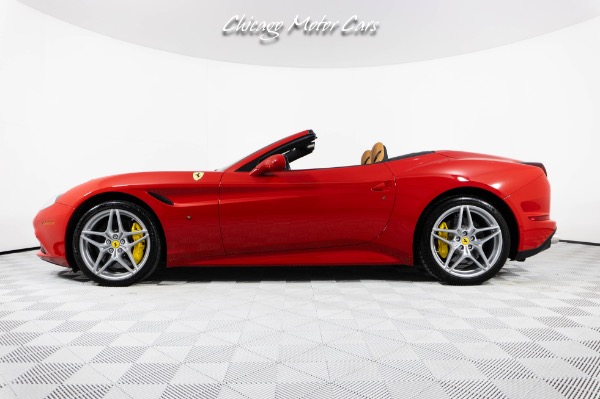 Used 2016 Ferrari California T Convertible! Classic Color Combo! Yellow Calipers! Daytona Style Seats! for sale Sold at Chicago Motor Cars in West Chicago IL 60185 2