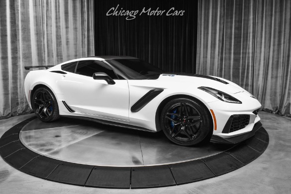 Used 2019 Chevrolet Corvette ZR1 3ZR Coupe Only 3k Miles! Competition Sport Buckets! Carbon Fiber! for sale Sold at Chicago Motor Cars in West Chicago IL 60185 6