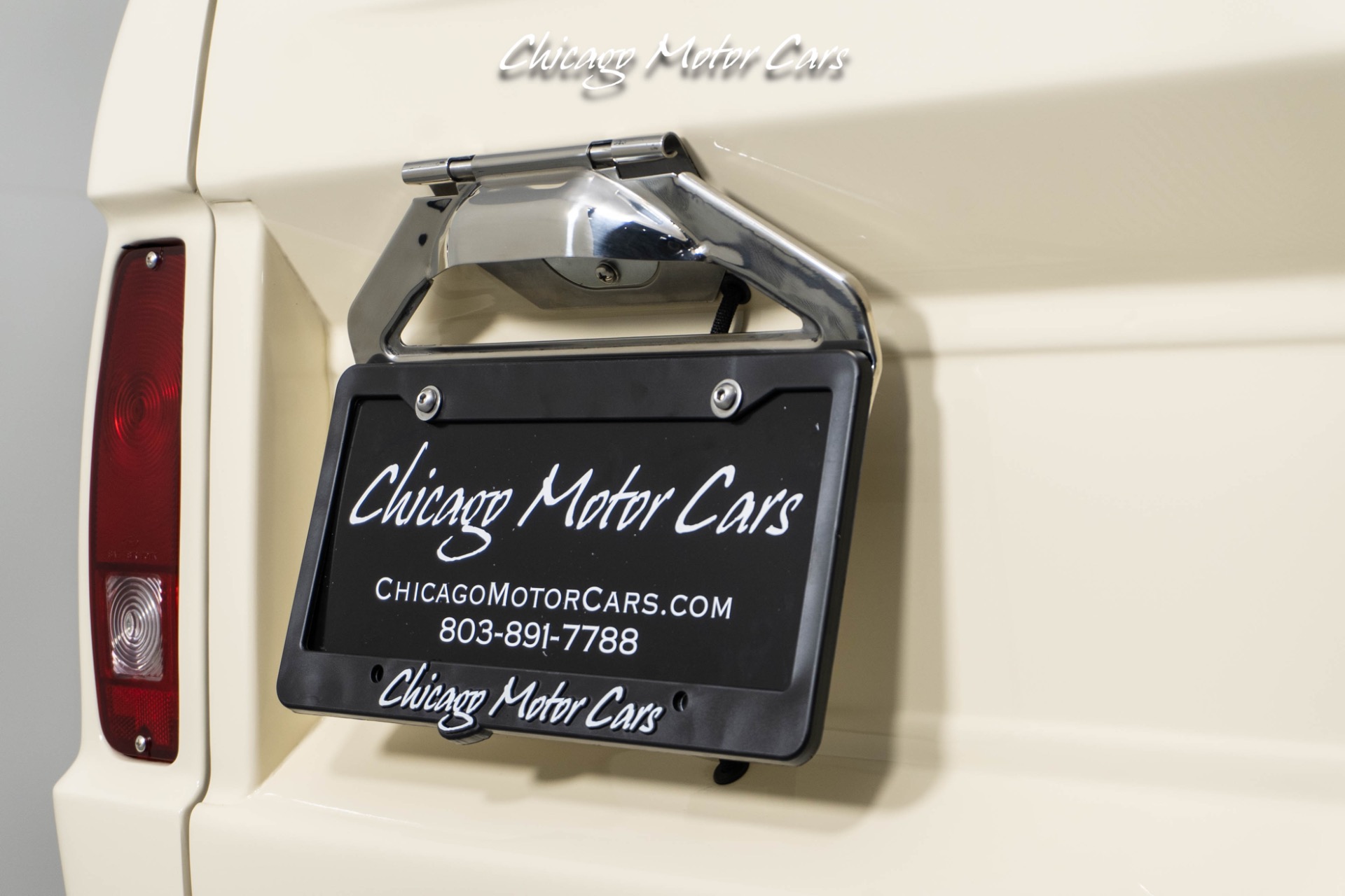 1966 FORD BRONCO VELOCITY SIGNATURE - Image 17