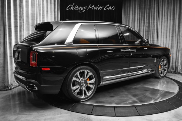 Used 2022 Rolls-Royce Cullinan Bespoke Interior! Driver Assist Pkg! Shooting Star Headliner! Stained Ash! for sale Sold at Chicago Motor Cars in West Chicago IL 60185 5