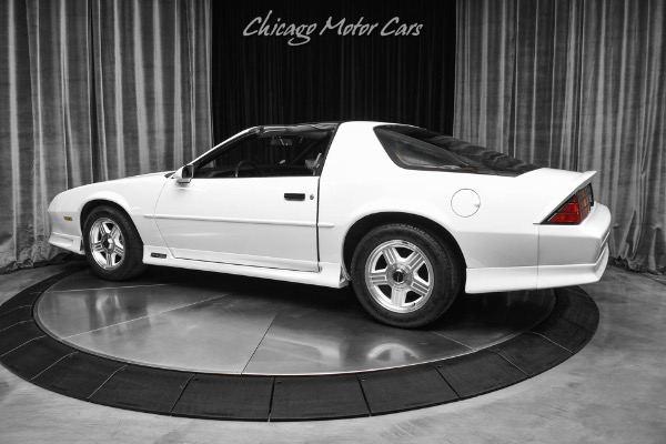 Used 1992 Chevrolet Camaro RS! T-Tops! 5.0L V8! Super Clean! Only 31K Miles! 4-Speed Auto for sale Sold at Chicago Motor Cars in West Chicago IL 60185 3