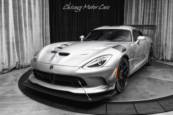 Used 2015 Dodge Viper ACR Tribute Carbon Fiber Everything Only 9k Miles 750 HP+ Headers Exhaust for sale Sold at Chicago Motor Cars in West Chicago IL 60185 2