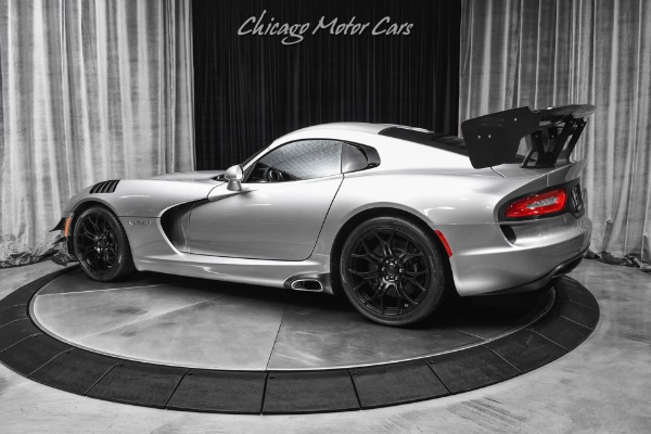 Used 2015 Dodge Viper ACR Tribute Carbon Fiber Everything Only 9k Miles 750 HP+ Headers Exhaust for sale Sold at Chicago Motor Cars in West Chicago IL 60185 3