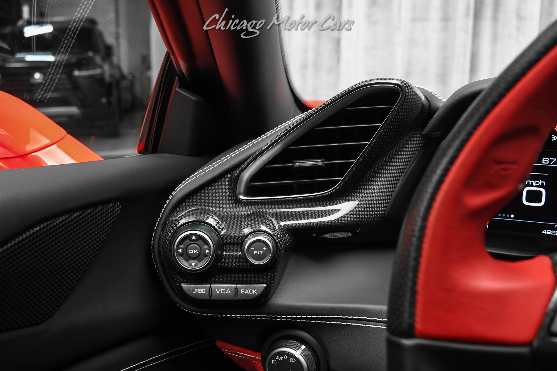 2018 FERRARI 488 - Image 12