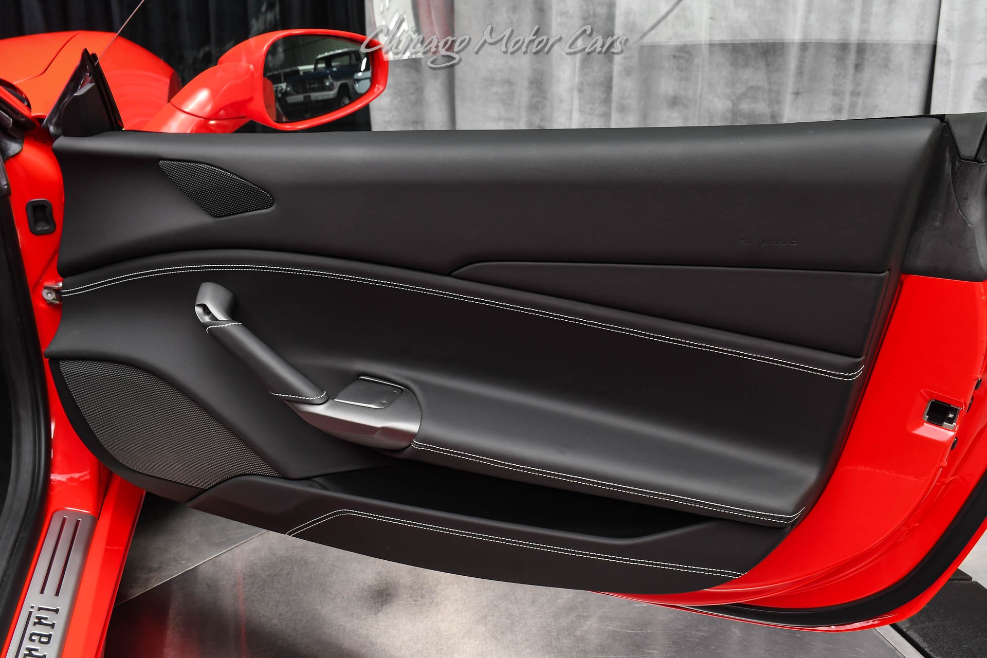 2018 FERRARI 488 - Image 30