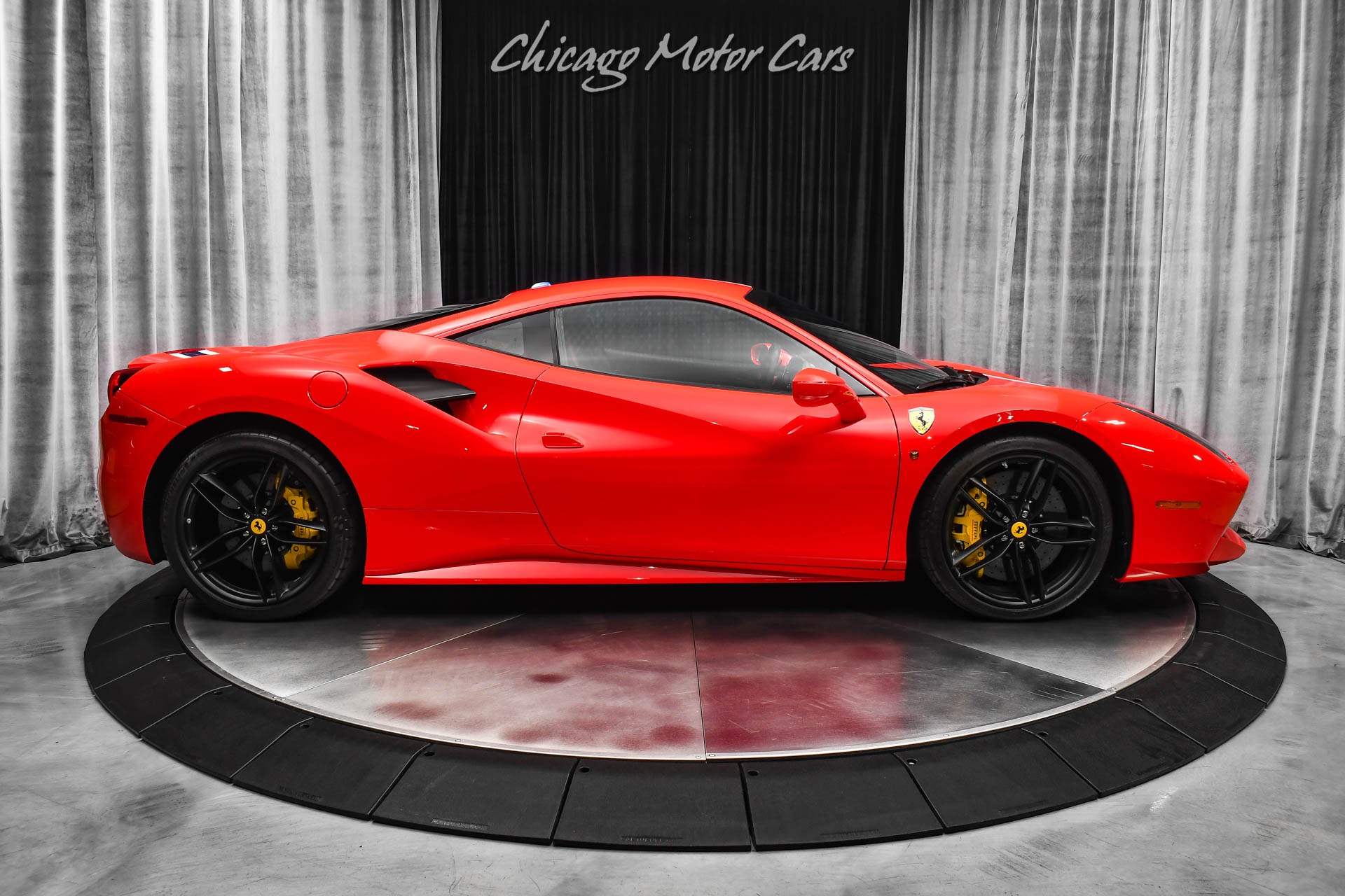 2018 FERRARI 488 - Image 40