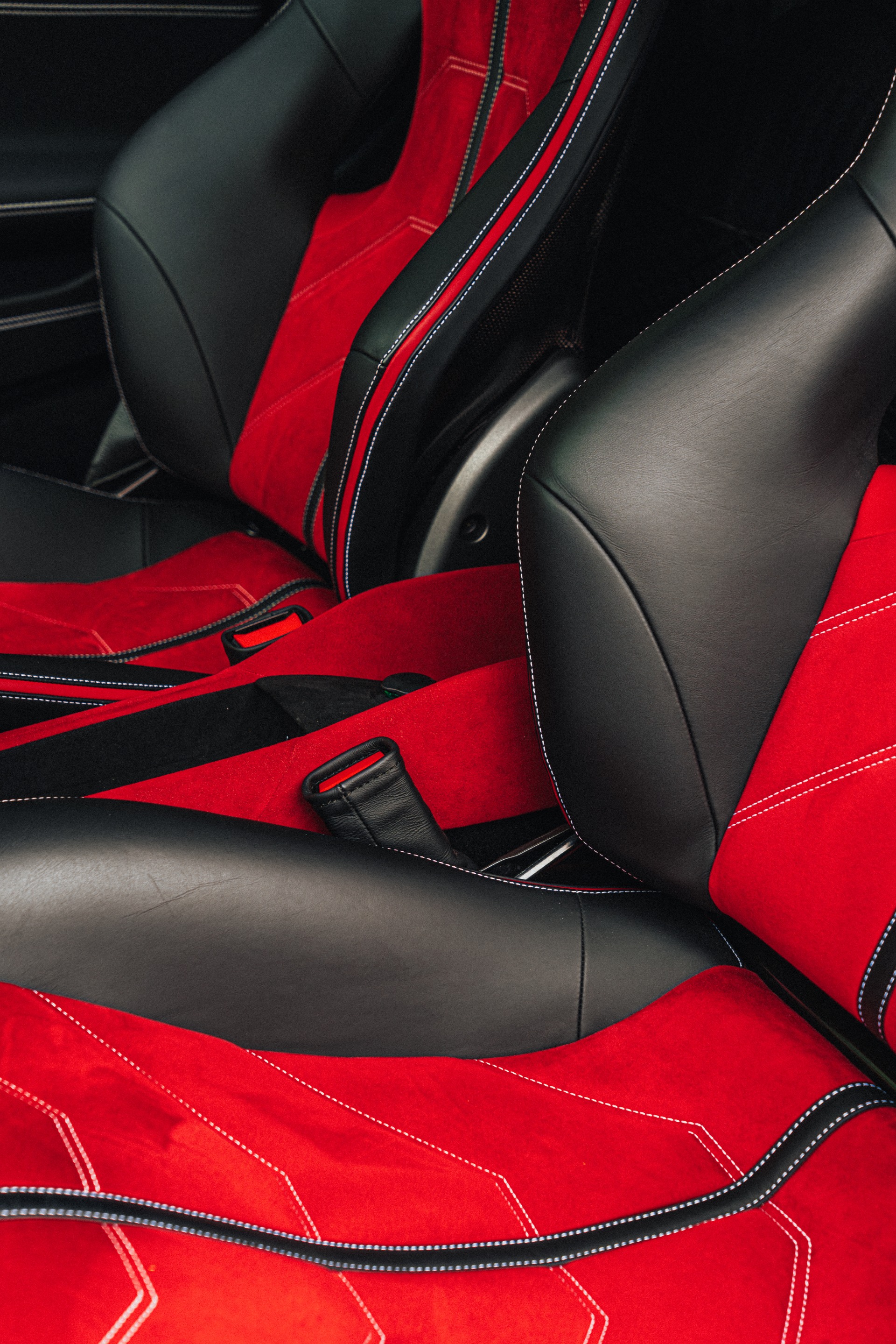 2018 FERRARI 488 - Image 65