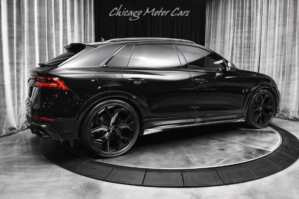 Used 2022 Audi RS Q8 4.0T Quattro HUGE MSRP Carbon Optics B&O Surround Sound Loaded for sale Sold at Chicago Motor Cars in West Chicago IL 60185 5