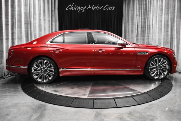 Used 2022 Bentley Flying Spur W12! Mulliner Edition! Naim for Bentley! Rear Entertainment! Touring Spec! for sale Sold at Chicago Motor Cars in West Chicago IL 60185 4