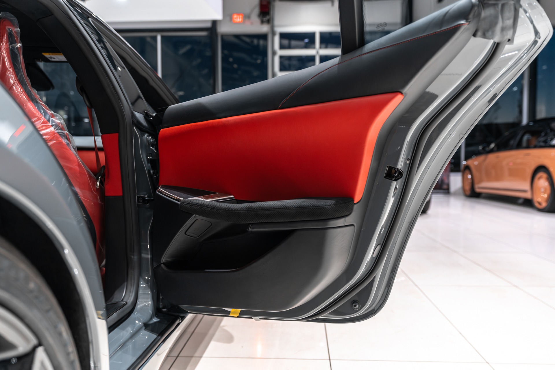 2025 KARMA REVERO - Image 39